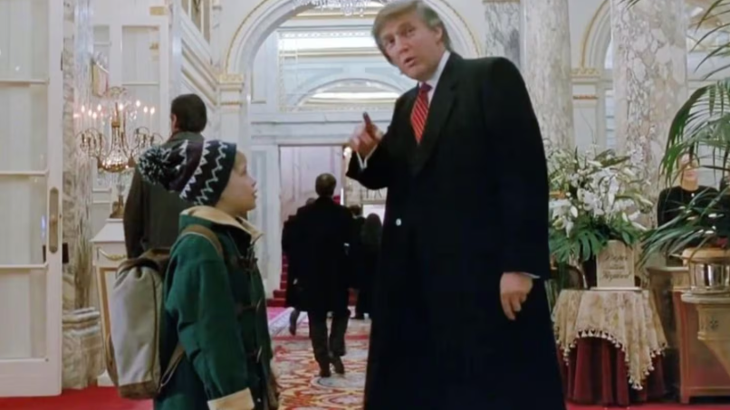 doscuellos's tweet photo. Nuestro pobre angelito...

En defensa de Trump hay que decir que su cameo fue en un proyecto privado, él no era presidente y no se tiró la sorpresa. https://t.co/SJm1fVpILe
