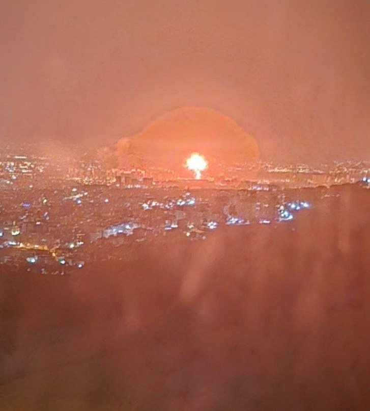 🔴 #URGENTE | Fuerte explosión en Teherán, Irán.