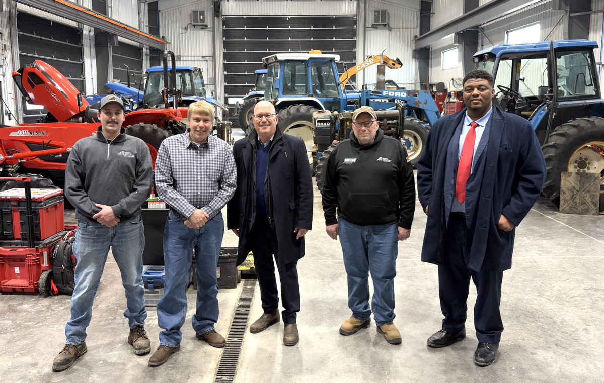 Steve Clark tweet media