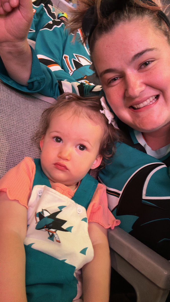 KaylaWallllll's tweet photo. @jbecher This girl grew up in The Tank! Her first game was at 2 weeks old. Now she has her own seat and starts hockey next week! https://t.co/znc29jRpcj