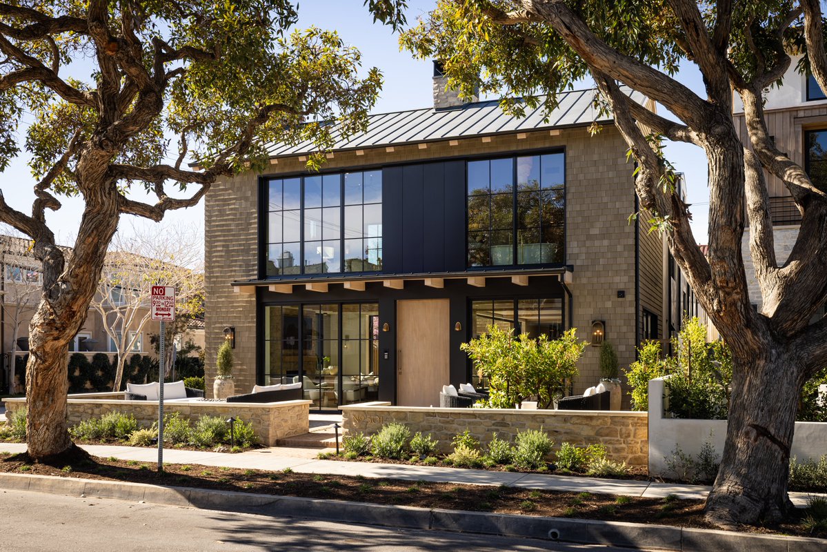 Douglas Elliman California tweet media