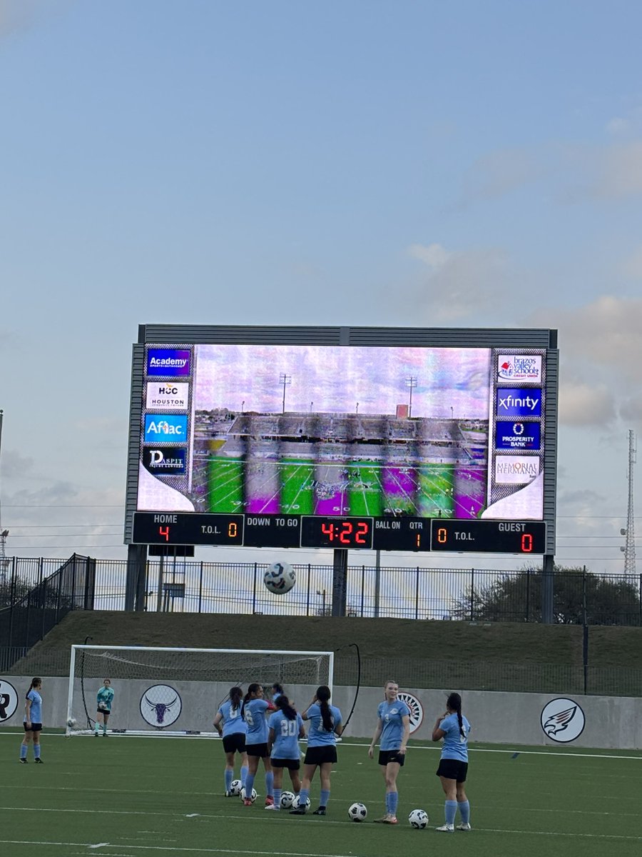 Stephanie Trahan tweet media