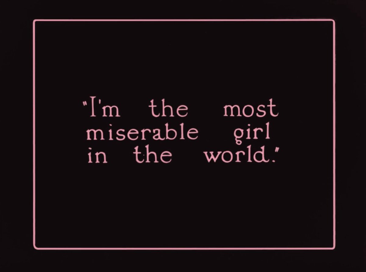 Letícia tweet media