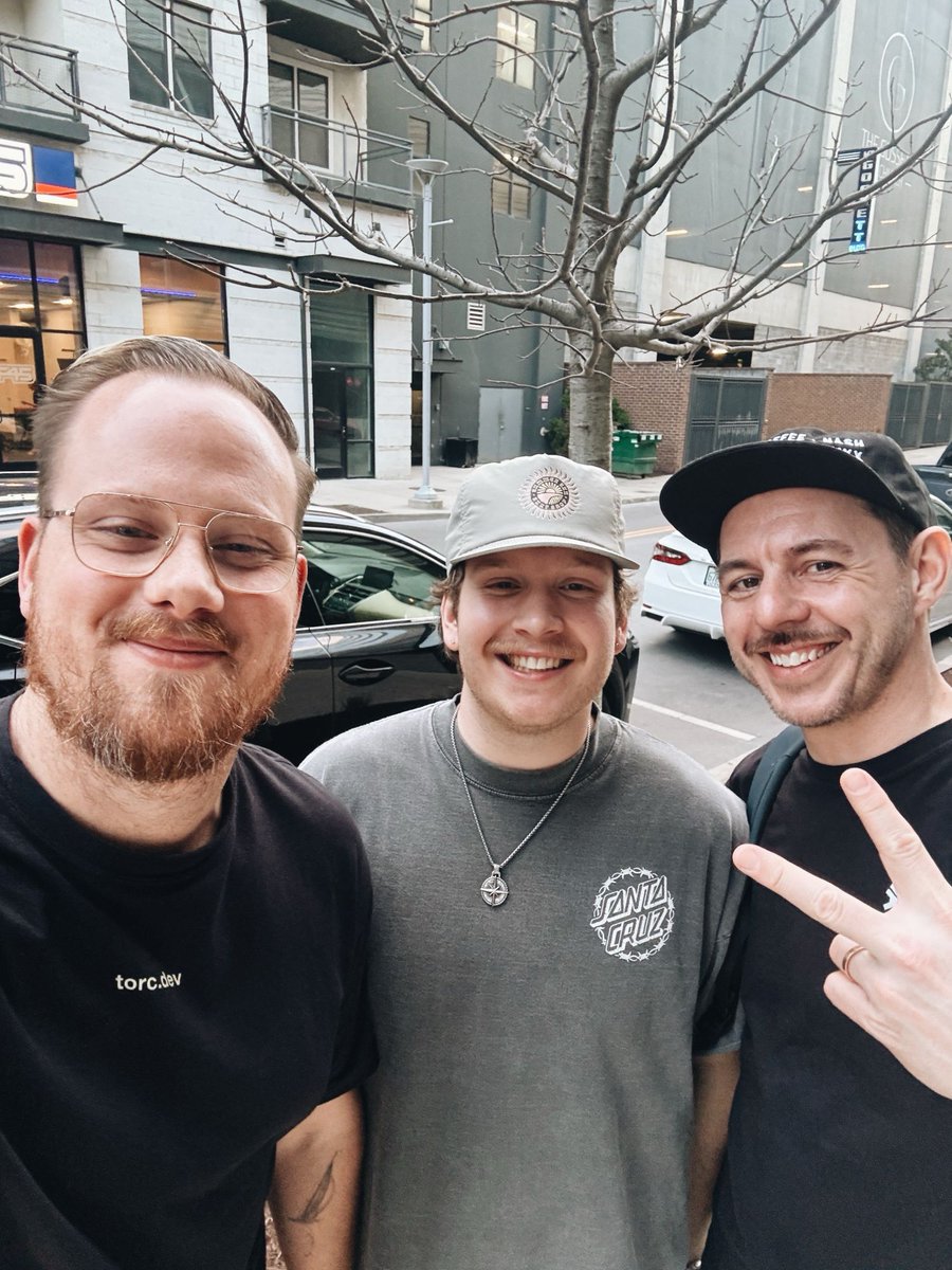 taylor desseyn tweet media