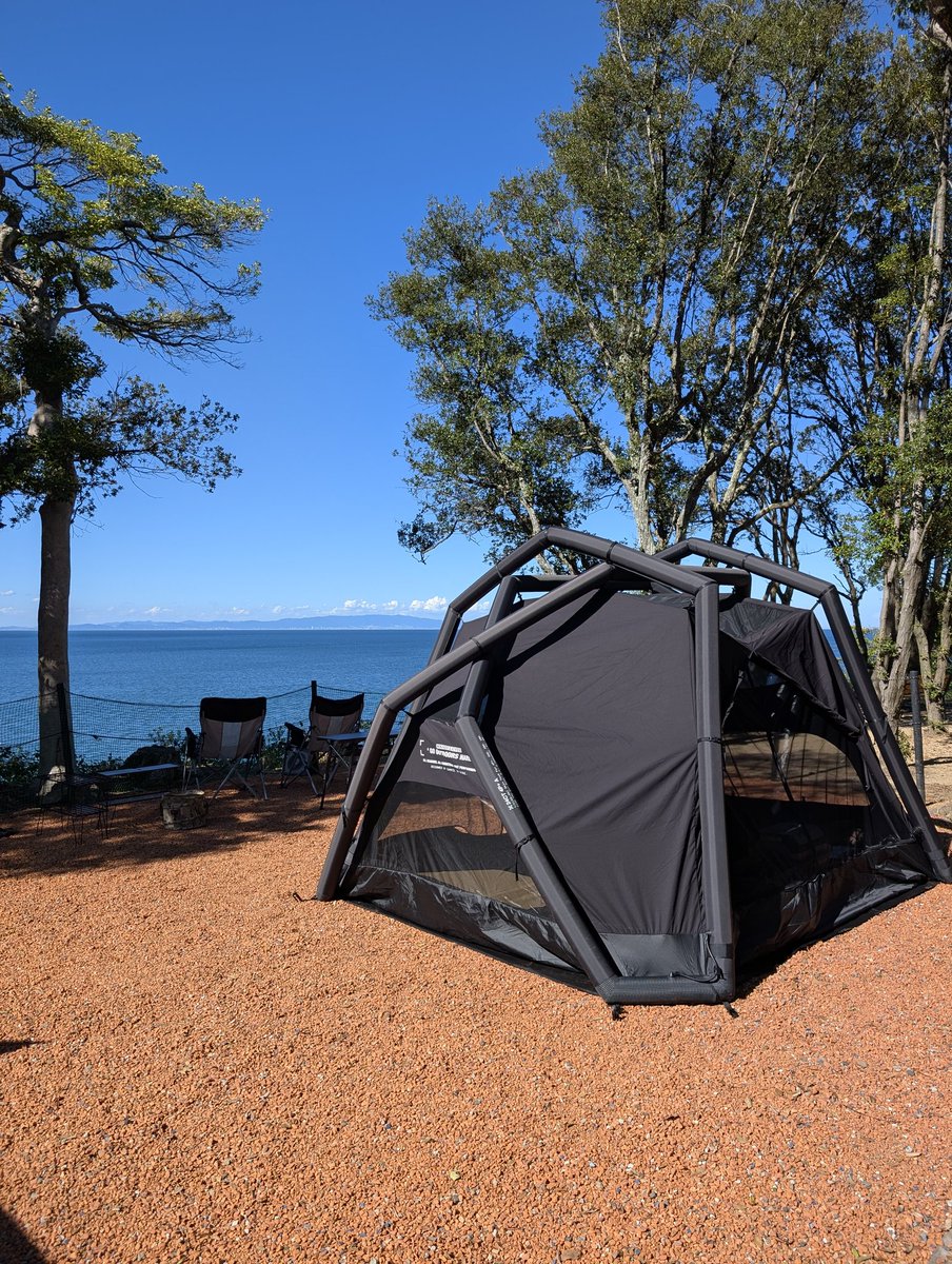 Uniform0001's tweet photo. みんな違ってみんないい🏕️

#自慢のテントを晒す見た人も晒す https://t.co/PZCWjHU45m