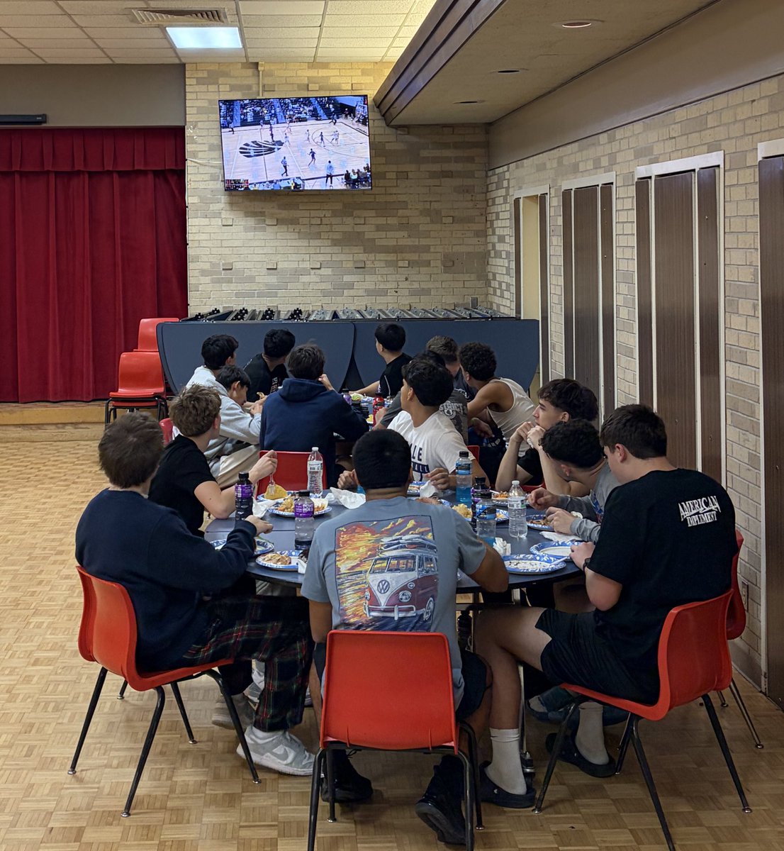 Hugoton Boys Basketball tweet media