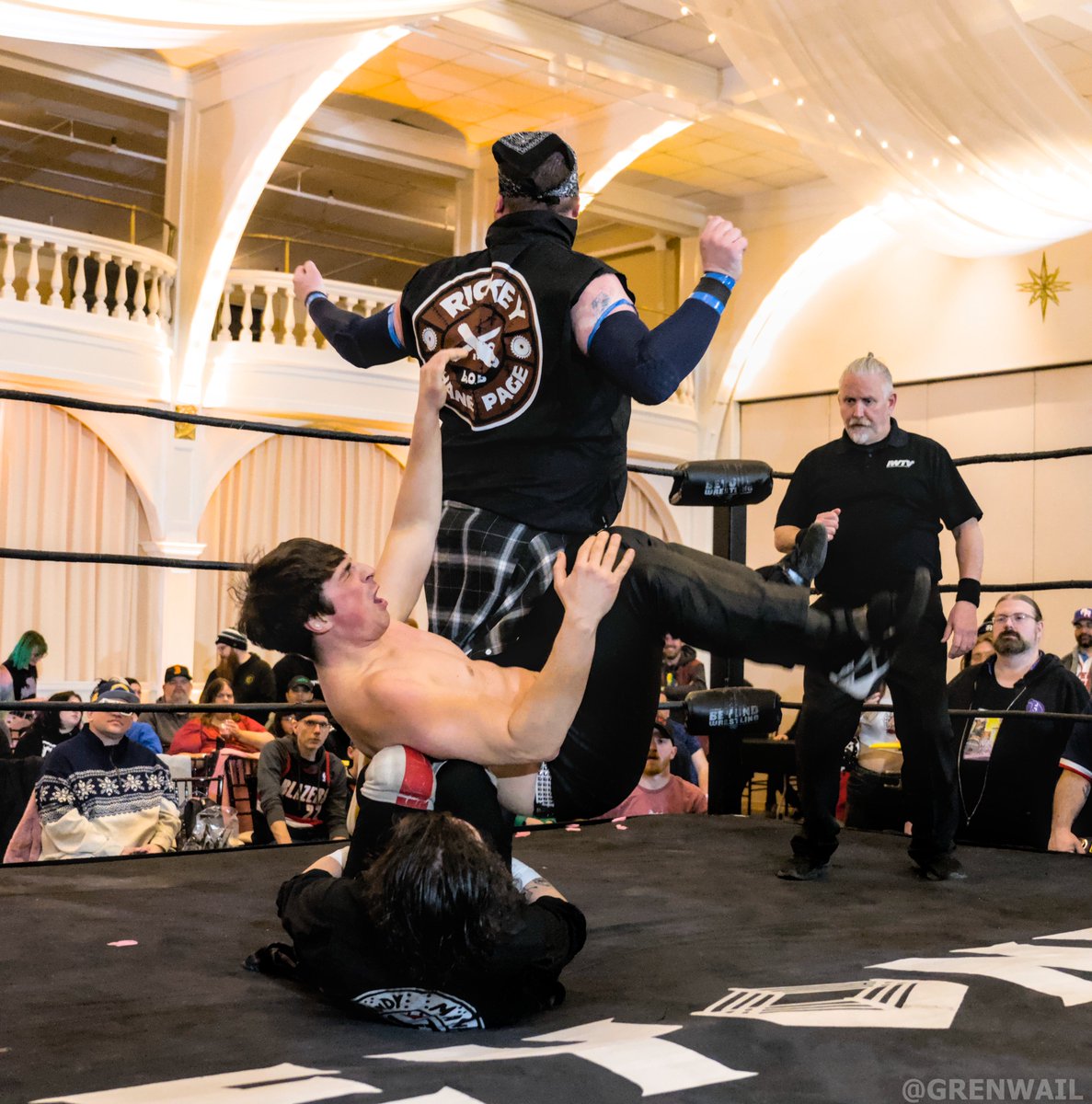 Grenwail tweet media