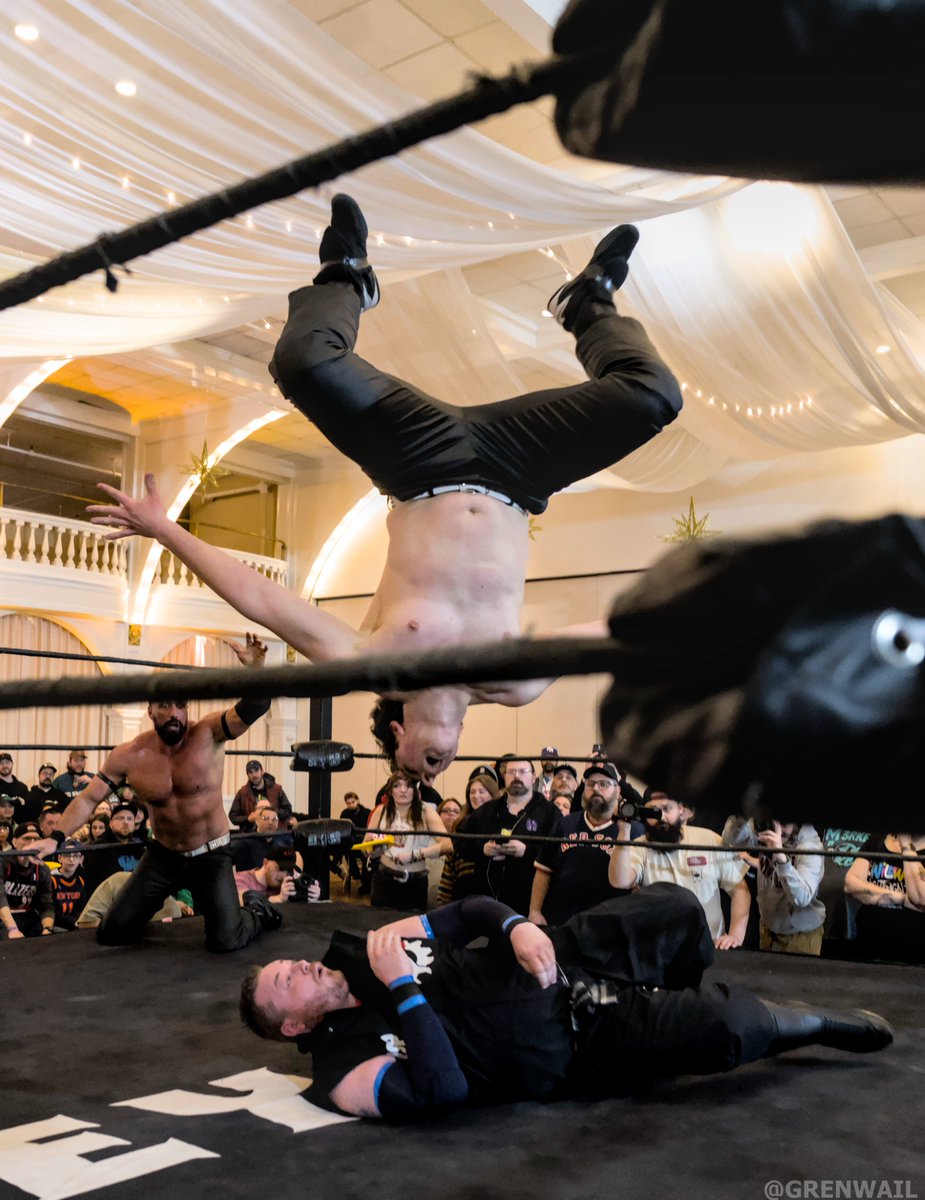 Grenwail tweet media