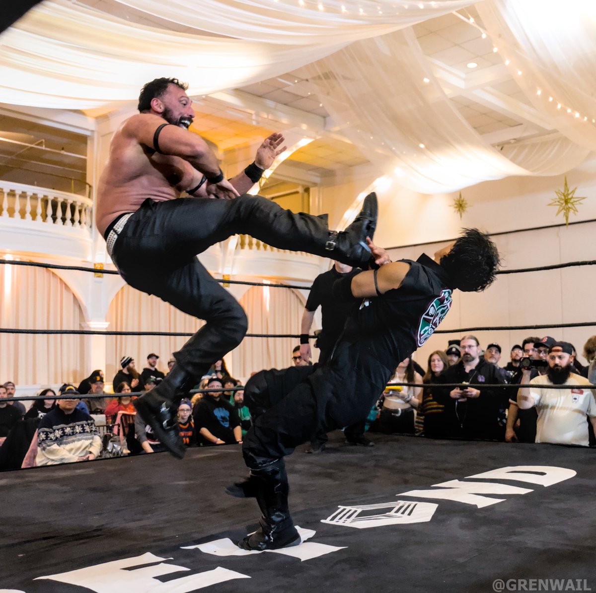 Grenwail tweet media