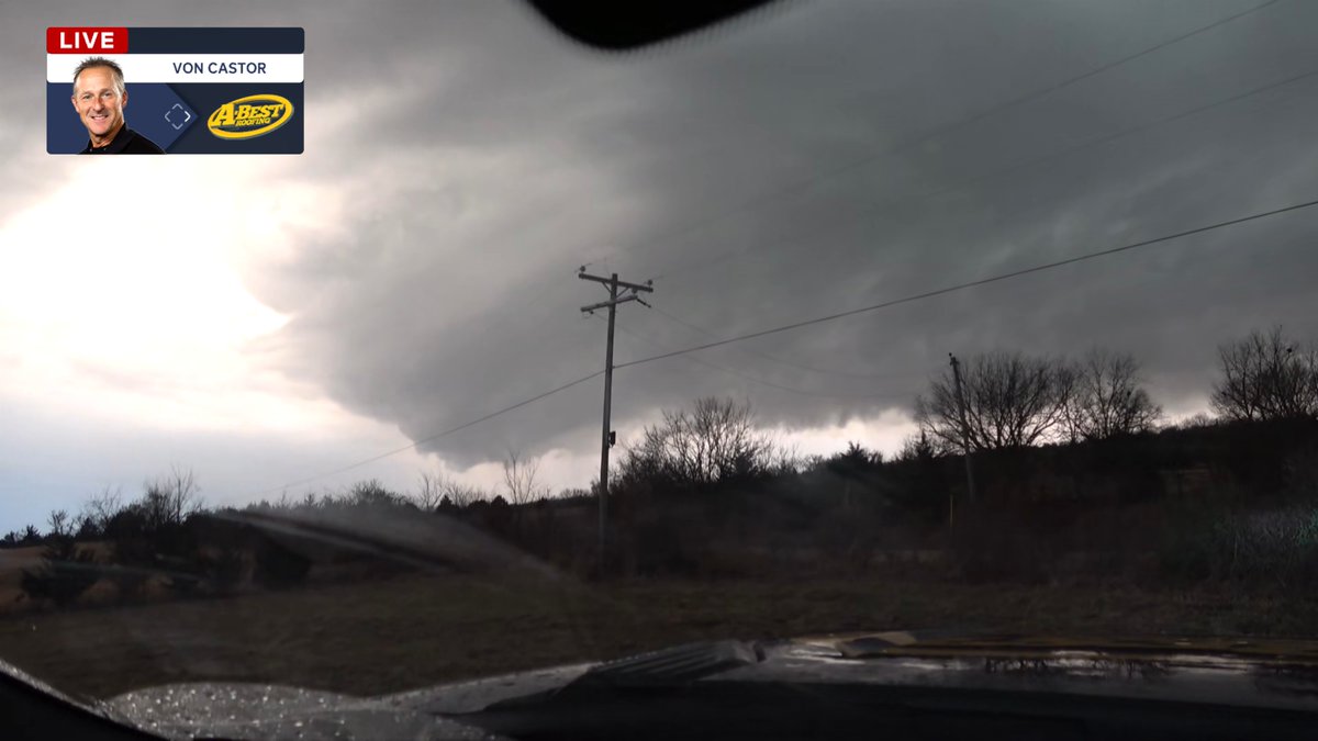 Alan Crone tweet media