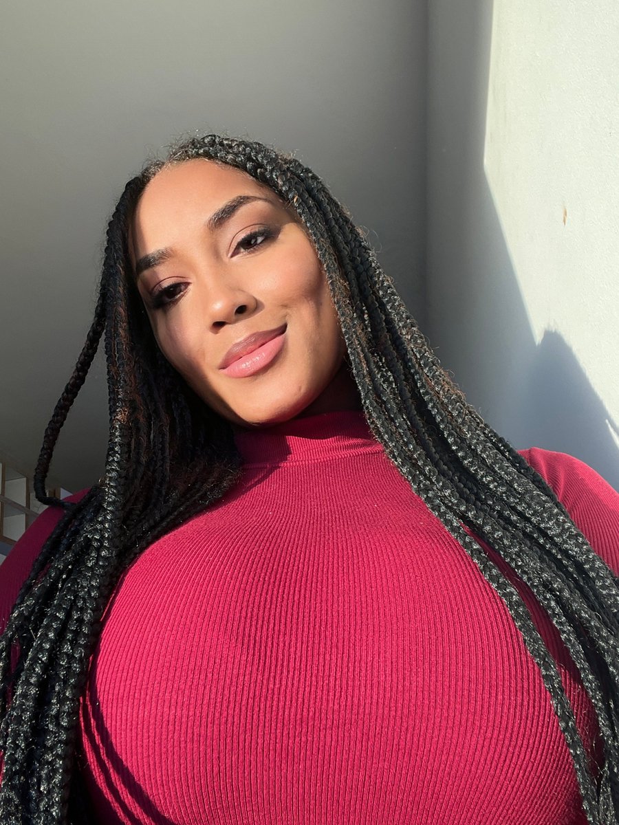 Laila Santiago tweet media