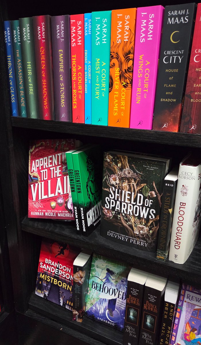 Just realized I never posted this.

Pictures from Henry's Books in Spearfish, South Dakota.