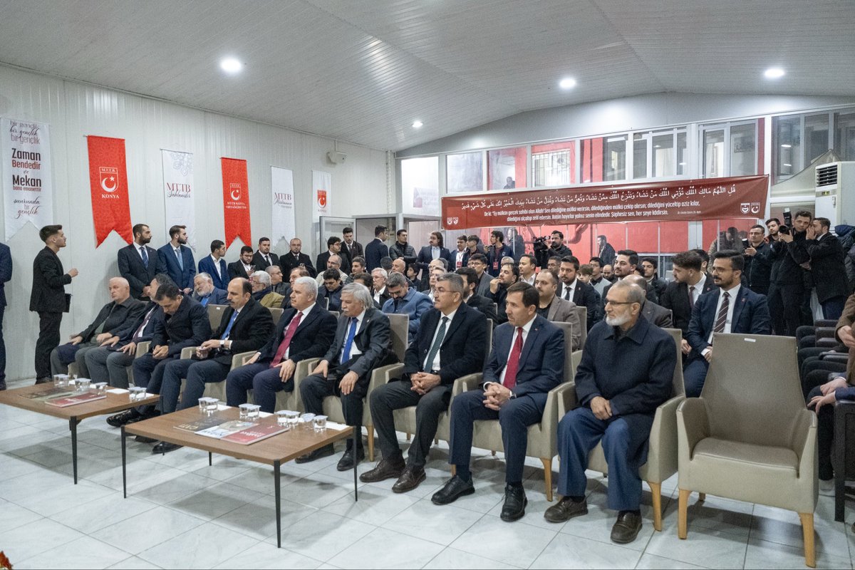 MTTBKonya's tweet photo. İçişleri Bakanımız Sayın Mustafa Çiftçi, Genel Başkanımız Sayın Tahsin Başarı ve İl Başkanımız Sayın Ramazan Talha Tunçel’in katılımlarıyla İl Başkanlığımızda söyleşi programı gerçekleştirildi.

İçişleri Bakanımız, Hemşehrimiz ve Hafız Sayın Mustafa Çiftçi’nin ziyaretleri sonrasında yeni İl Başkanlığı binamızda yeni faaliyet dönemine Bismillah dedik.