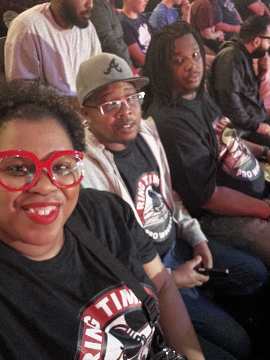 House Hunter tweet media