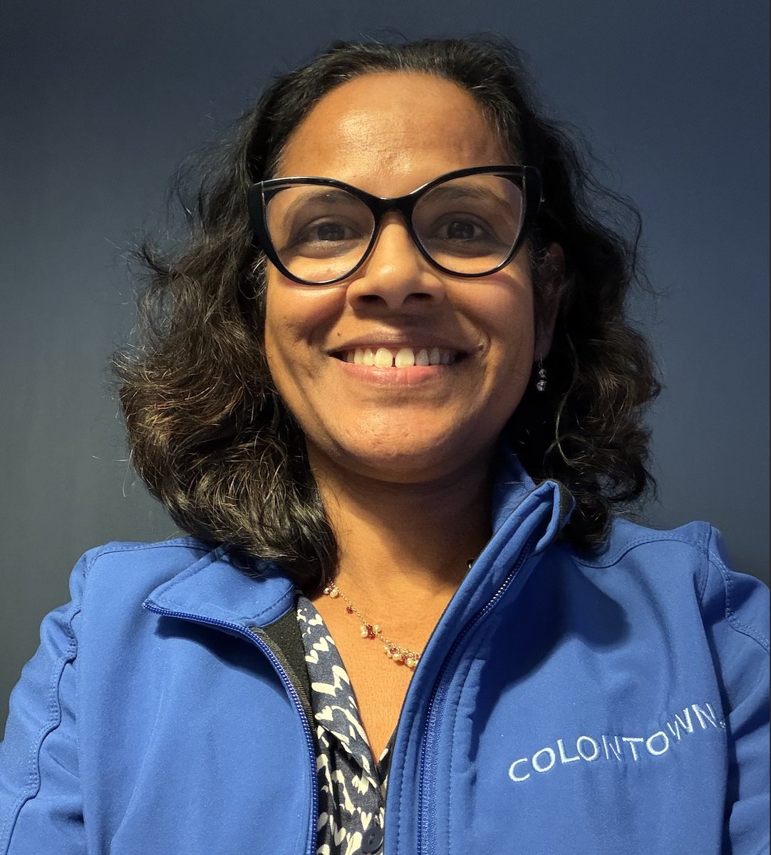 manjuggm's tweet photo. March is #ColorectalCancerAwareness Month 💙
One of the greatest gifts during my cancer journey was finding community.
Information is powerful. Shared experience is even more powerful.
Reach out. Ask questions. Stay connected.
#CRCSM #COLONTOWN
And don't forget to #GetScreened! https://t.co/2tMbz43CCC