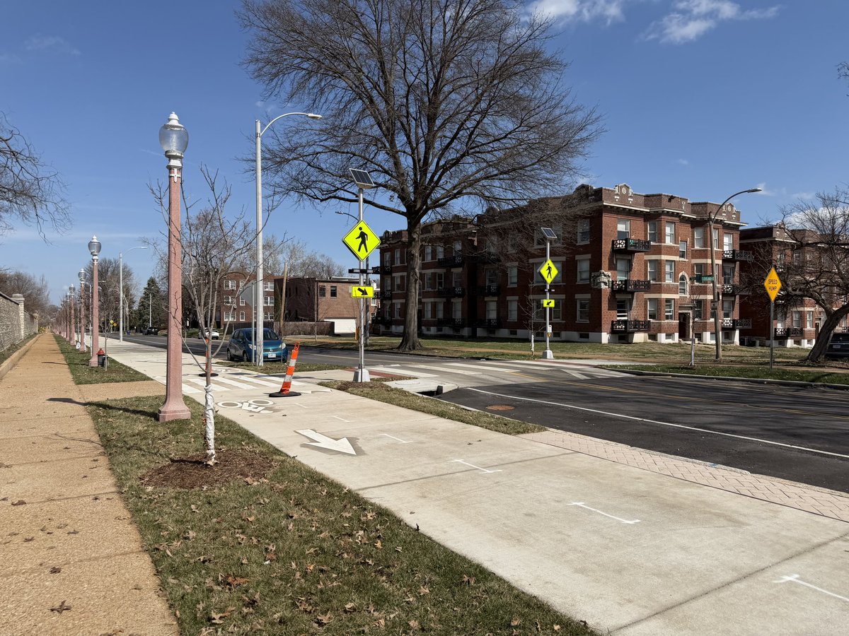 CityScene STL tweet media