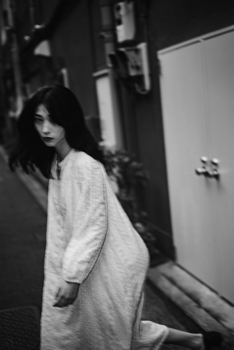 PhotographyLabo's tweet photo. 【Photography lab. Vol.2出展者紹介】

R.Matsu（X：@RMatsu20）
テーマ：都会の結節点

★展示情報
会期：2026年3月17日(火)～22日(日)
場所：ギャラリールデコ 5F
時間：11:00▶︎20:00
（最終日のみ17:00まで）
※入場無料

#photographylab
#舞山ゼミ２期生 https://t.co/r4pa0eiH9X