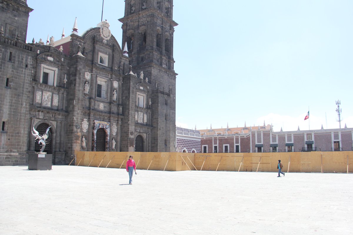 larevista_unica's tweet photo. @Arqui_Puebla @SemiPalafoxiano @Titomino @Arqui_Puebla @SemiPalafoxiano
#fotogalería #galeríaúnica #Puebla #Catedral #atrio
#fotos: Miguel Ángel Huerta @Titomino #único 📸 https://t.co/Uu3QLPSZ1X