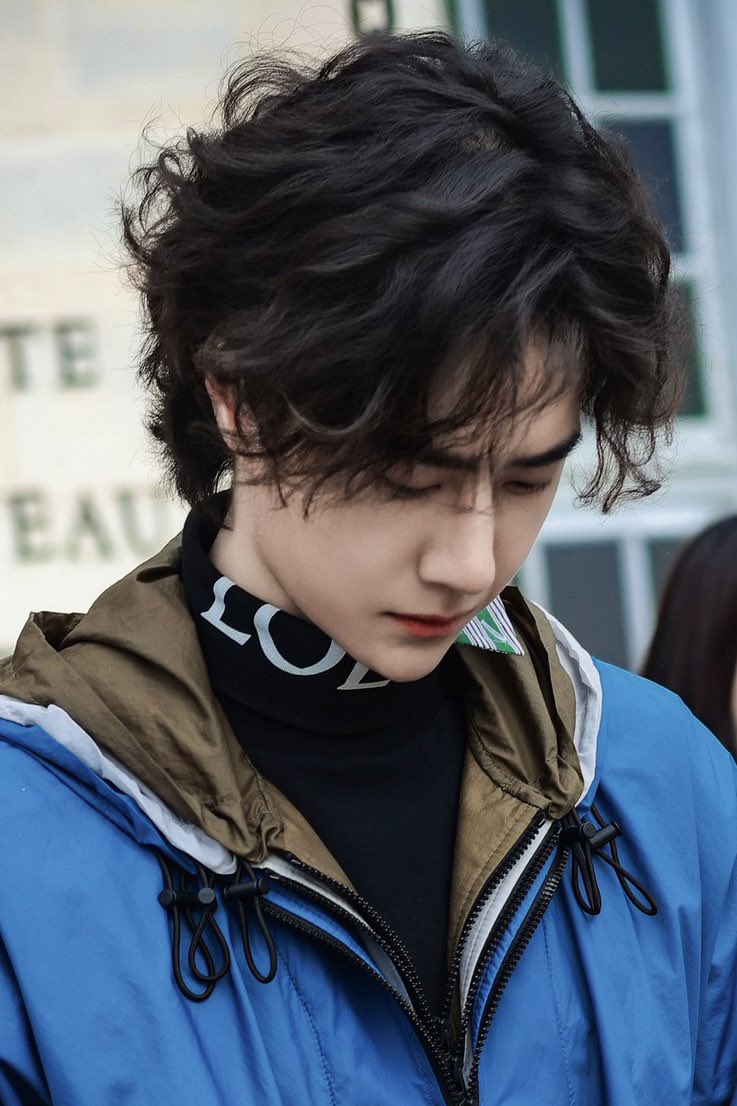 2026.3.6 PFW LOEWE 
スポーティでエレガント✨✨✨
素敵💚

©️ FLUOXETINE
#WangYibo
#王一博