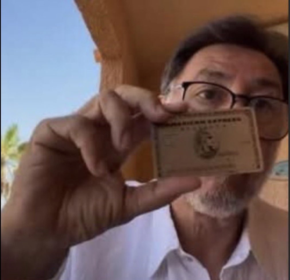 Vaya forma de joder una marca como <a href="/AmexBusiness/">American Express Business</a>