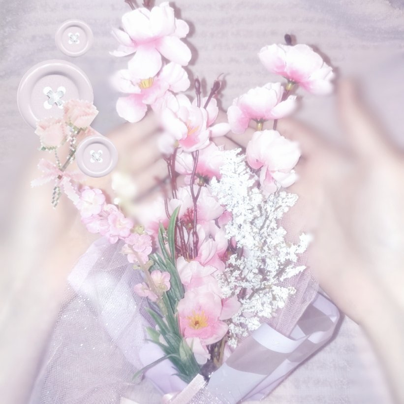 DragonEmuLi's tweet photo. Lovely bouquet of flowers. It's a shame I had to make them for myself! But they're still cute 
ദ്ദി(˵ •̀ ᴗ - ˵ ) ✧
#cute #cutecore #Pink https://t.co/5075eQWZsp