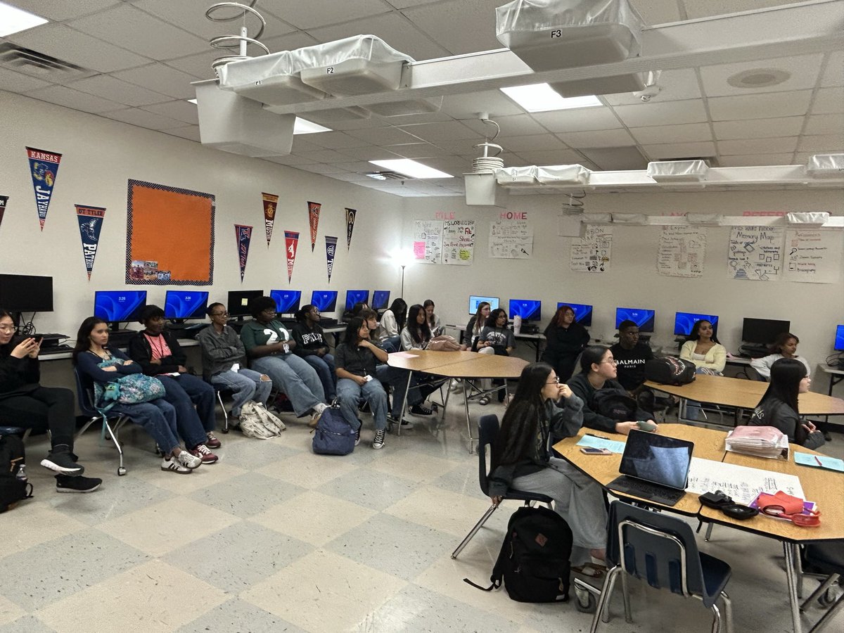 Sachse HS Early College tweet media