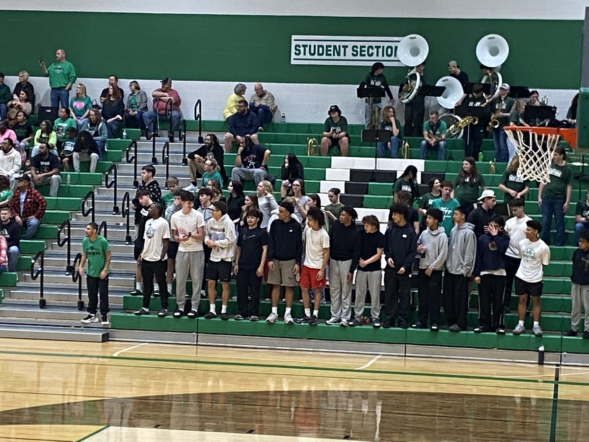 coachbrettflory's tweet image. The guys here supporting @LadyPantherBB in their substate championship game!

Derby all over Washburn 35-18 at the half!

#Family #GreenIsMagic