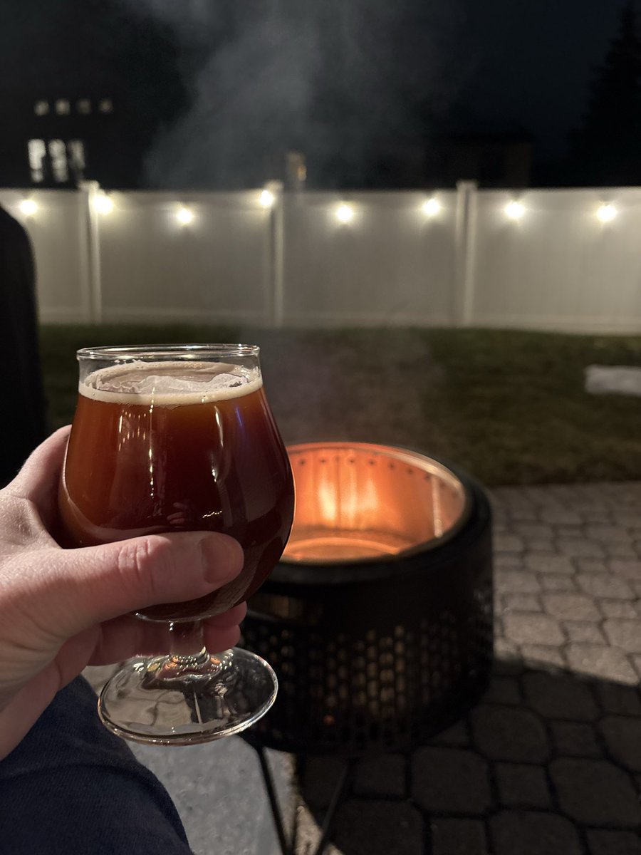 cperfett's tweet photo. Finally using the fire pit the kids got me for Christmas. https://t.co/fXCYkDjcrQ
