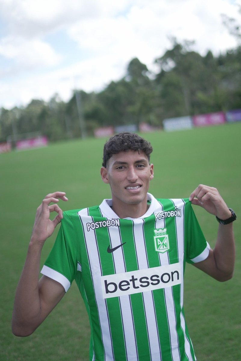 KevinMGO10's tweet photo. ¿Cuál es el triple hp protocolo para que pueda debutar este pelao? @DiegoArias comete un cerro de mierda, hijueputa. https://t.co/qiXiGOaH2g