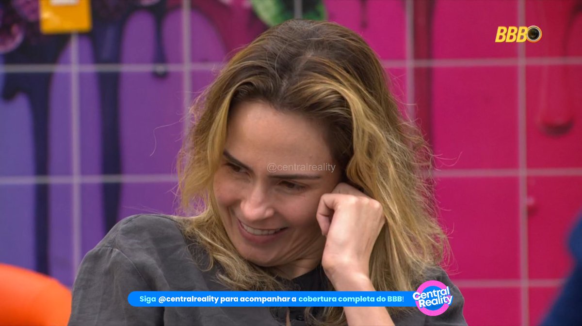 centralreality's tweet image. Samira falou que seria legal uma dinâmica do Big Fone onde o público votasse pra quem seria a ligação, independente de quem atendesse. #BBB26