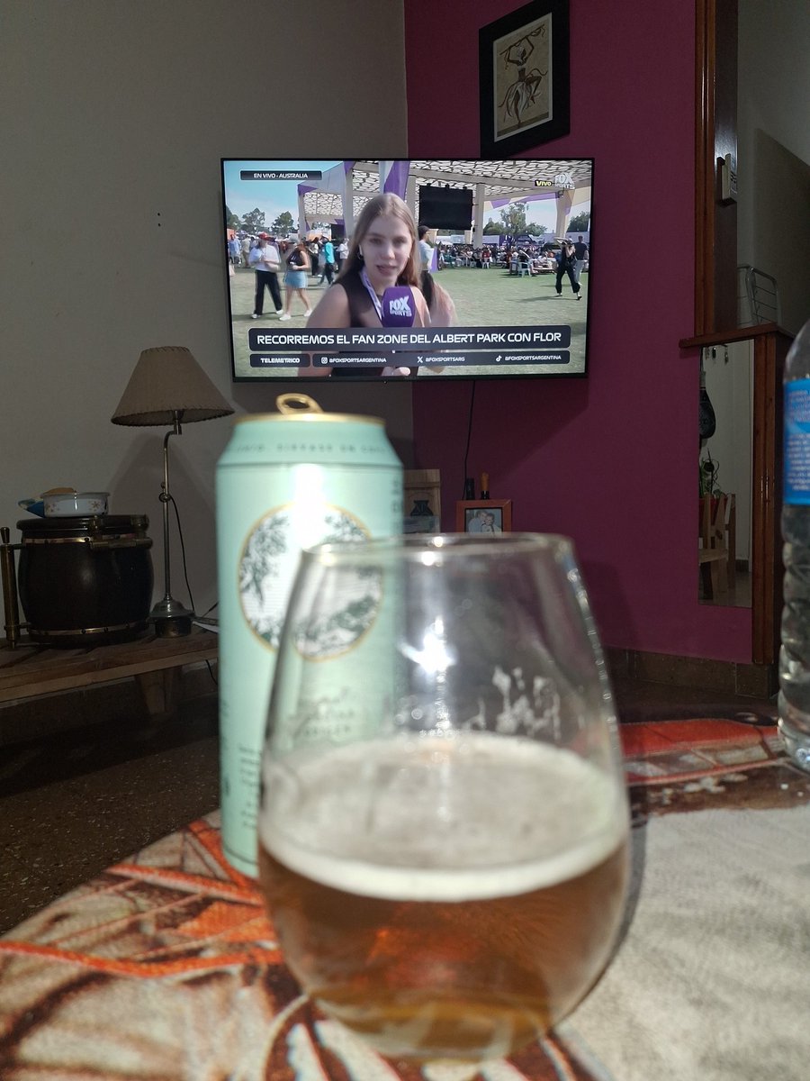 arielsalga's tweet photo. #vamosnene #hoynoseduerme @TelemetricoF1  con cerveza y obvio ustedes de fondo , vamos todos acompañando esta nueva temporada. https://t.co/TGsuaQdXKD