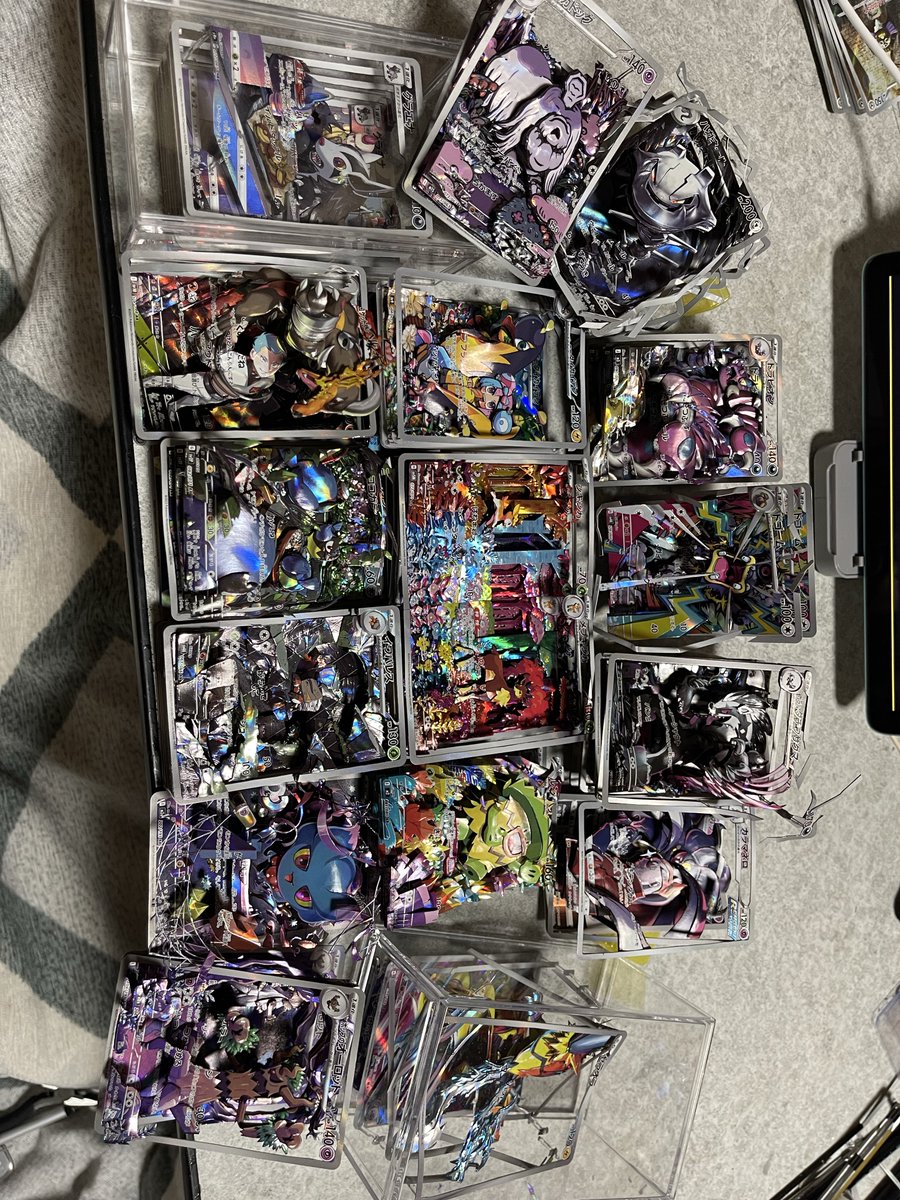 マモニル tweet media