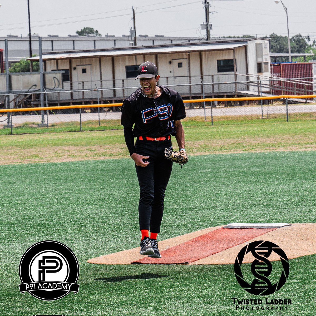 twistedladderSM's tweet photo. Capturing the emotions from big pitches and big plays is simply amazing! https://t.co/xI9LbR2eyE