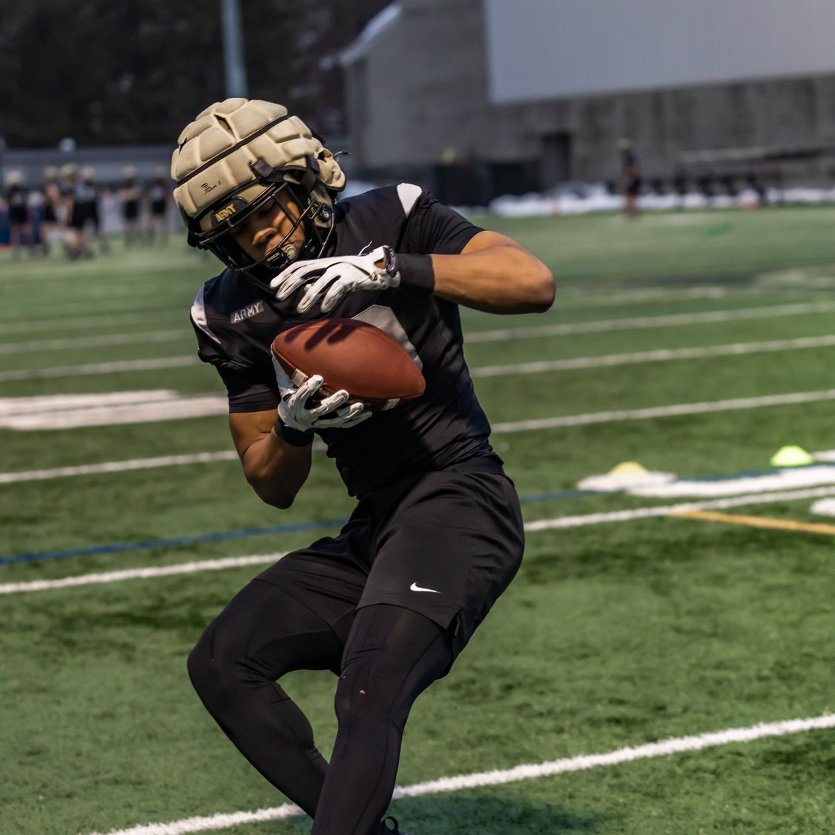 Army Football tweet media