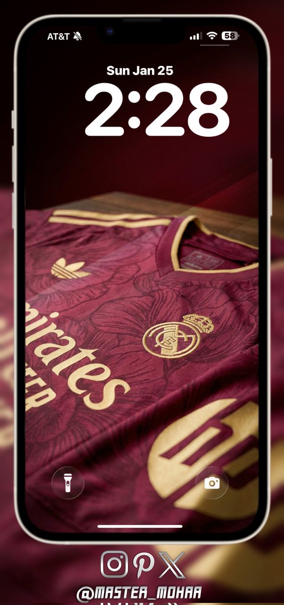 master_mohaa's tweet photo. HALA Madrid ✊🏻🤍
Real Madrid Wallpaper 4K 
خلفيات ريال مدريد هلا مدريد 🖤🤍 
#realmadrid #HalaMadrid #ChampionsLeague #Wallpapers #خلفيات #iphone #football @realmadridarab @realmadrid https://t.co/txMlKXn5jX
