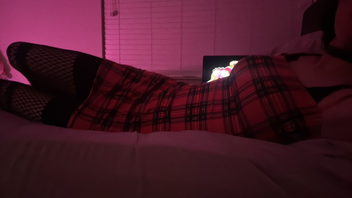 Bambi Hypnosissy tweet media