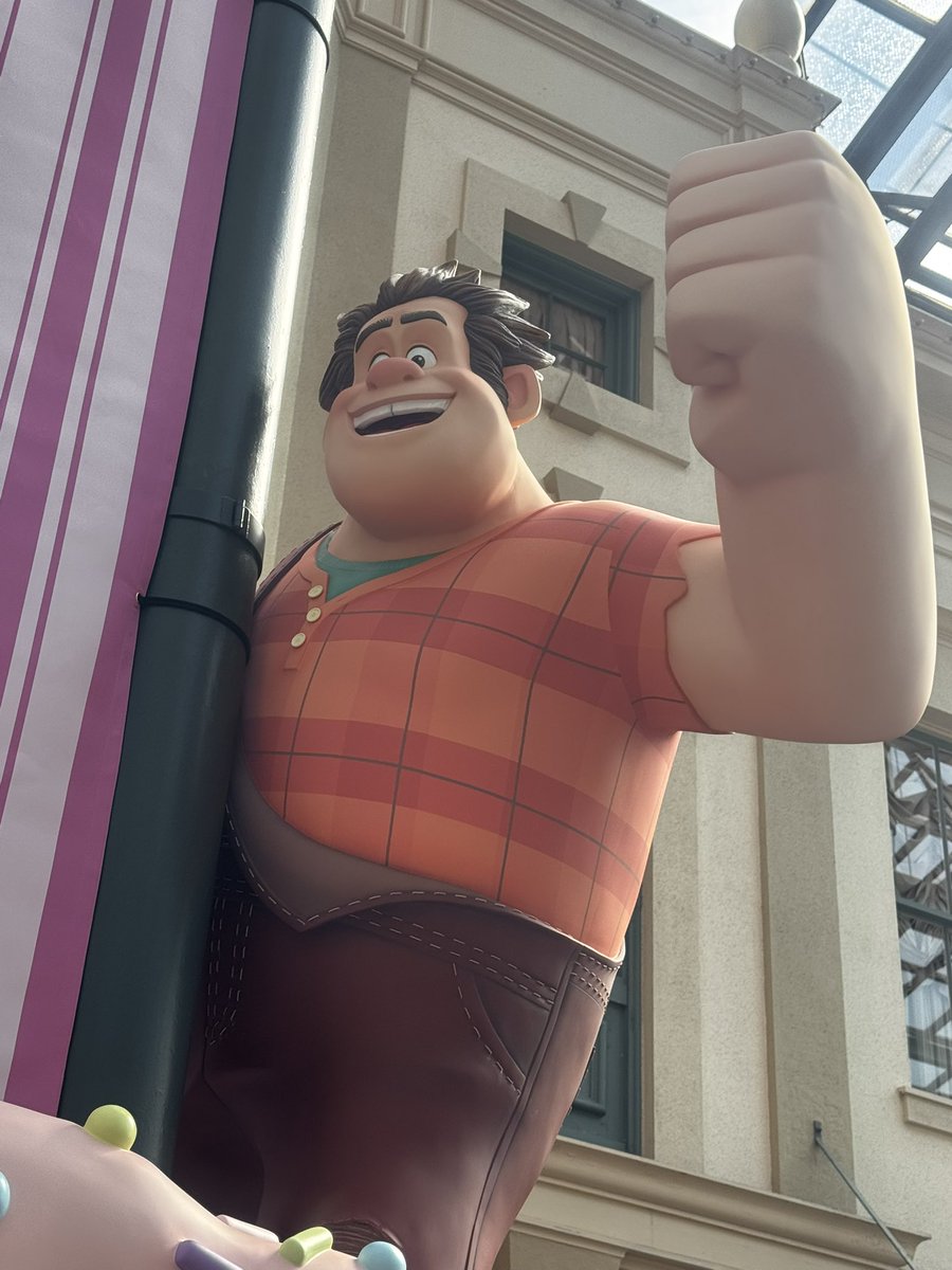 ワールドバザール内今年はラルフもいます！#TDR__now