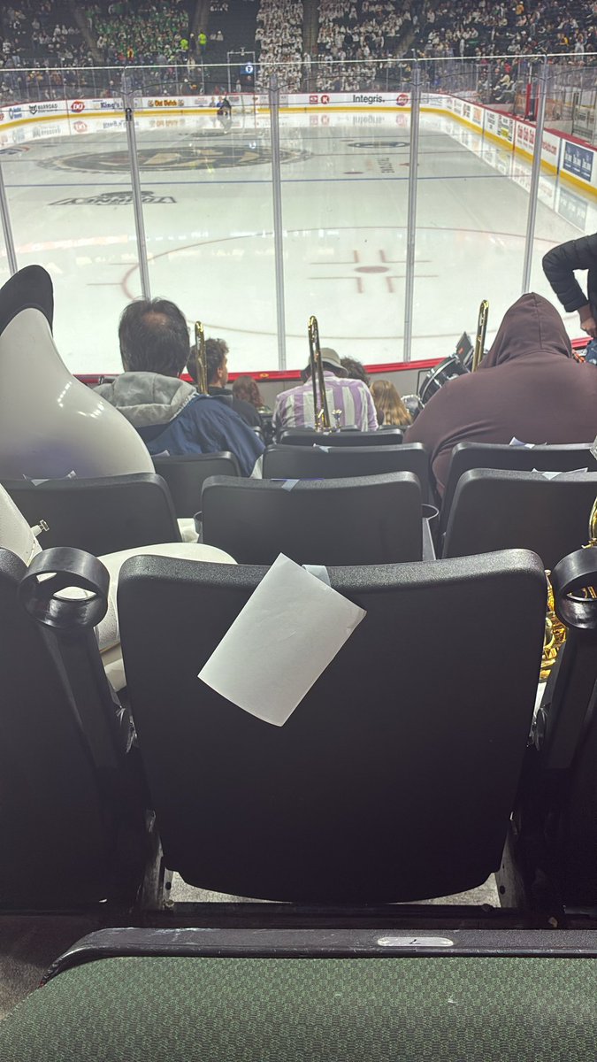 Fred Schneider tweet media