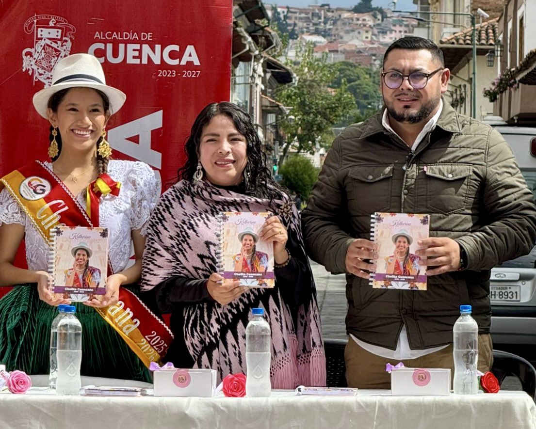 cuenca_dir_gob's tweet photo. 🌸Chola Cuencana: Mujer de raíz

Día Internacional de la Mujer | 8M

Hoy resaltamos la identidad cultural, la fuerza y el liderazgo de la mujer rural del cantón Cuenca, guardiana de nuestras tradiciones y pilar fundamental en el desarrollo de sus comunidades.
#AmorPorCuenca❤️💛 https://t.co/EjjyJsN5GH