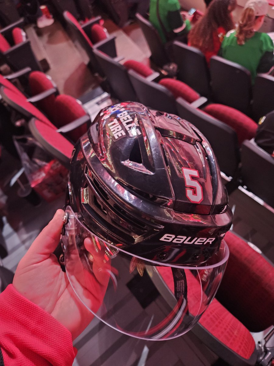 agenthehe's tweet photo. Newest piece of the collection, always loved Murph #Blackhawks https://t.co/A41XjWqrma