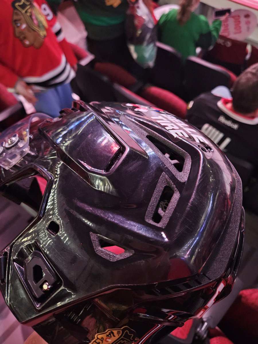 agenthehe's tweet photo. Newest piece of the collection, always loved Murph #Blackhawks https://t.co/A41XjWqrma