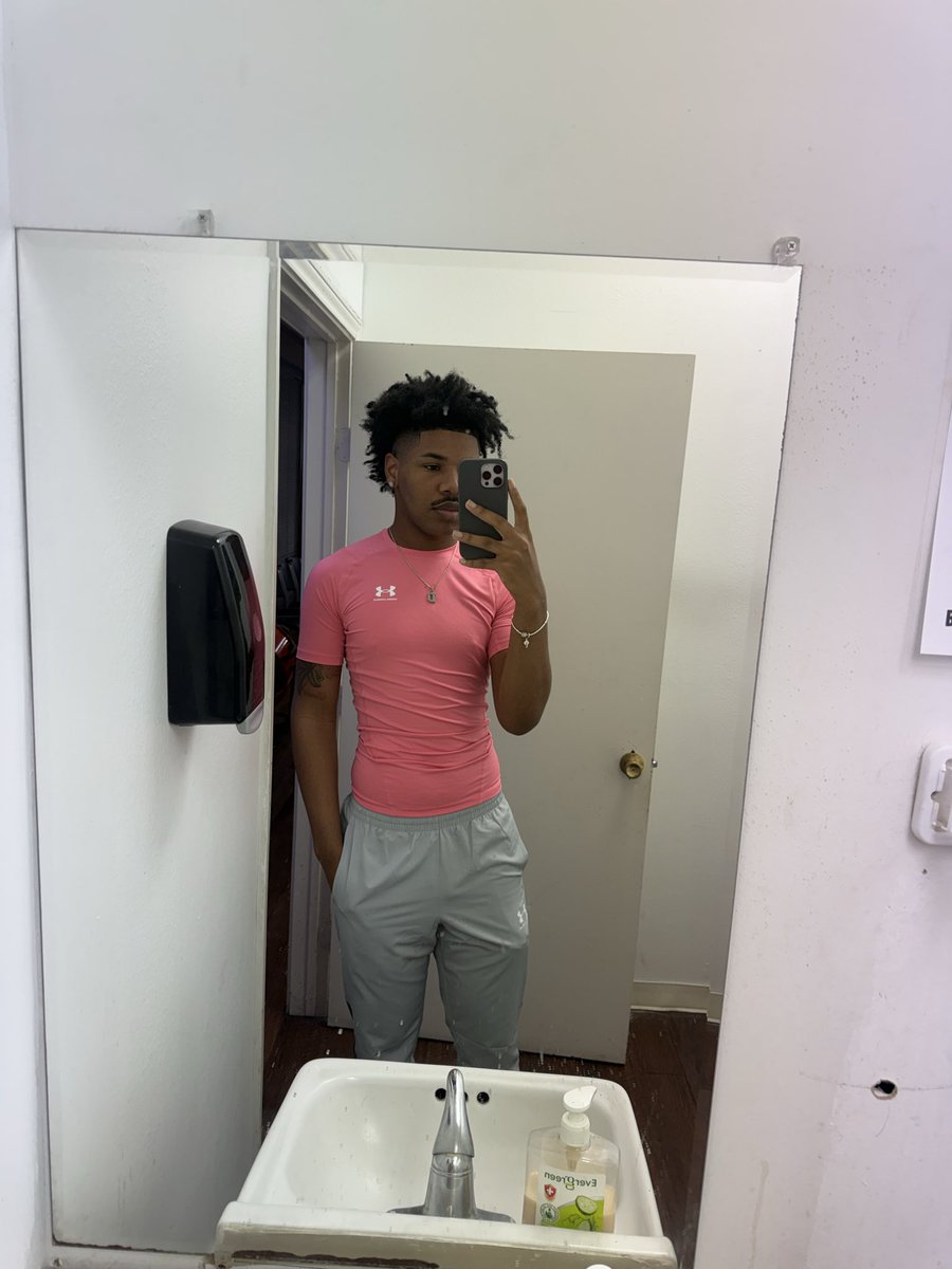 theboyjtttttt's tweet photo. https://t.co/tAcSMpHhzK