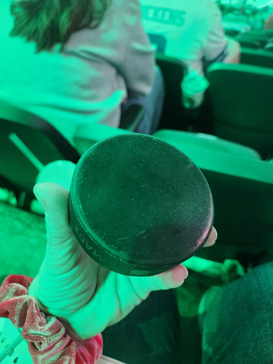 k9habber's tweet photo. So ridiculously excited to be tossed a warm up puck and its the only plain one. Just my luck lol.@Avalanche tell Mackinnon to play for himself tonight. Just love the game and the rest will flow. https://t.co/1VvXWdNron