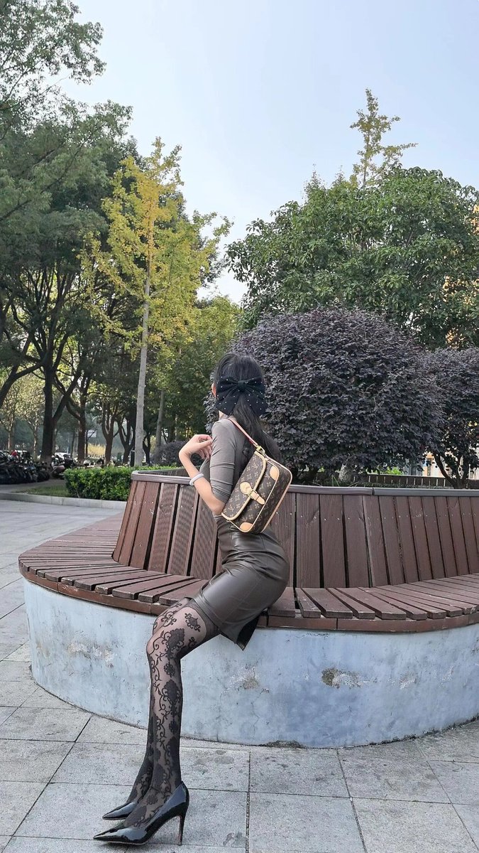 成都90后fq tweet media