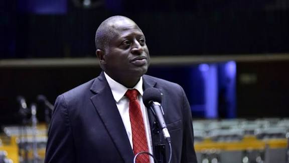 🇧🇷 Hélio Lopes (PL-RJ) em 2025:

- 106 presenças
- 124 folgas
- 55 dias de férias
- 79 faltas

- Não trabalhou em 71% do ano!

Ele é contra o fim da escala 6x1 para os trabalhadores!