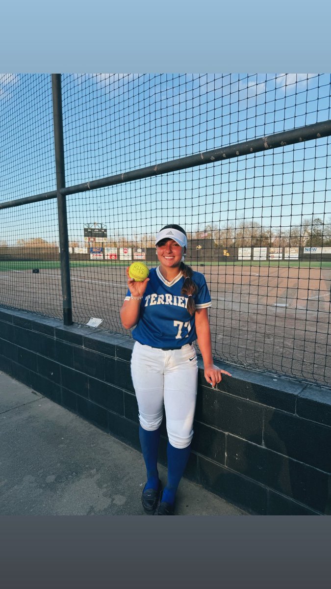 Kallie_Waalk's tweet image. First one of the season! So happy to be back! 
#farmraised #geauxterriers