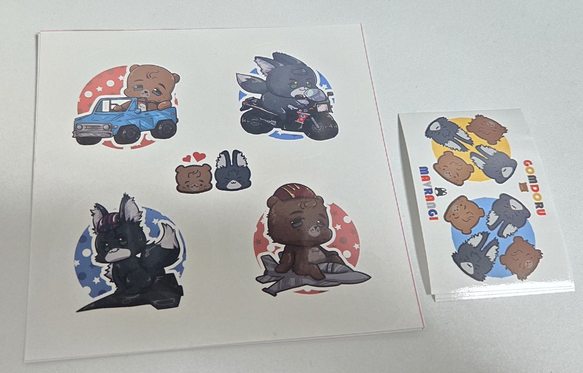 📢 특전 안내
난세(<a href="/Lansei_Estrela/">【き8】RMLAND 蘭彗☆✈🐓🐺✈</a>)님의 도움으로 특전을 준비했습니다🥰
세트 및 단품 구매자분들 모두에게 공통으로 동봉되는 스티커입니다!