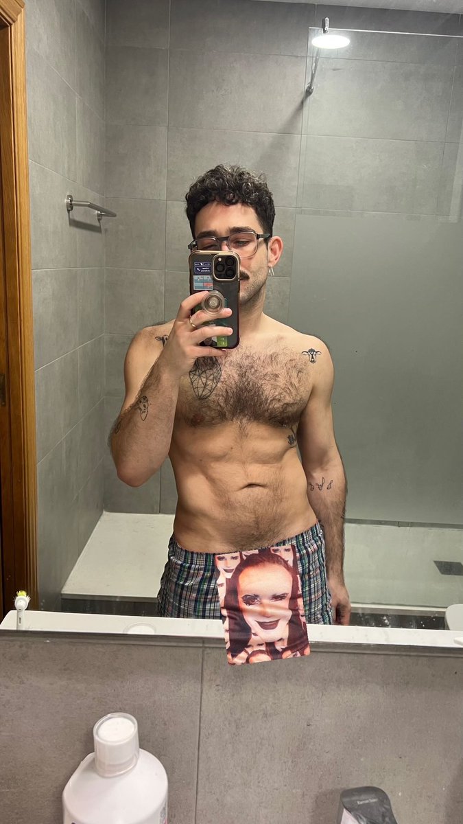 Exeggutor tweet media