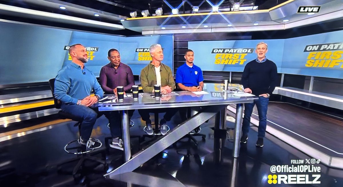 MrKingCoop's tweet photo. Time for #OnPatrolFirstShift #OPFirstShift with…..well everyone!! Lol. Dan Abrams, Tom Rizzo, Sean “Sticks” Larkin, & Curtis Wilson is back with special guest Christopher Coleman. #OPLive #OnPatrolLive #OnPatrolNation #OPNation #OPLNation #OPLiveNation #LEOs #OPLReelz https://t.co/PJ71uR2lKW