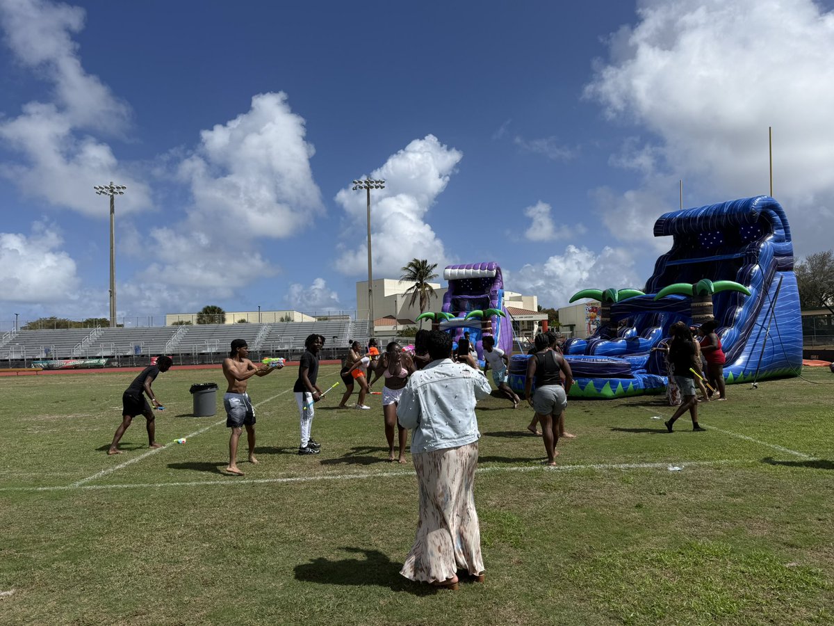 Shenee Rowe tweet media